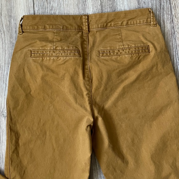 Old Navy Straight Leg Ankle Length Khaki Pants - Picture 9 of 10